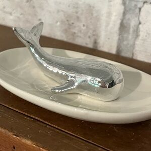 White And Silver Ceramic Whale Jewelry Trinket‎ Dish Ring Holder